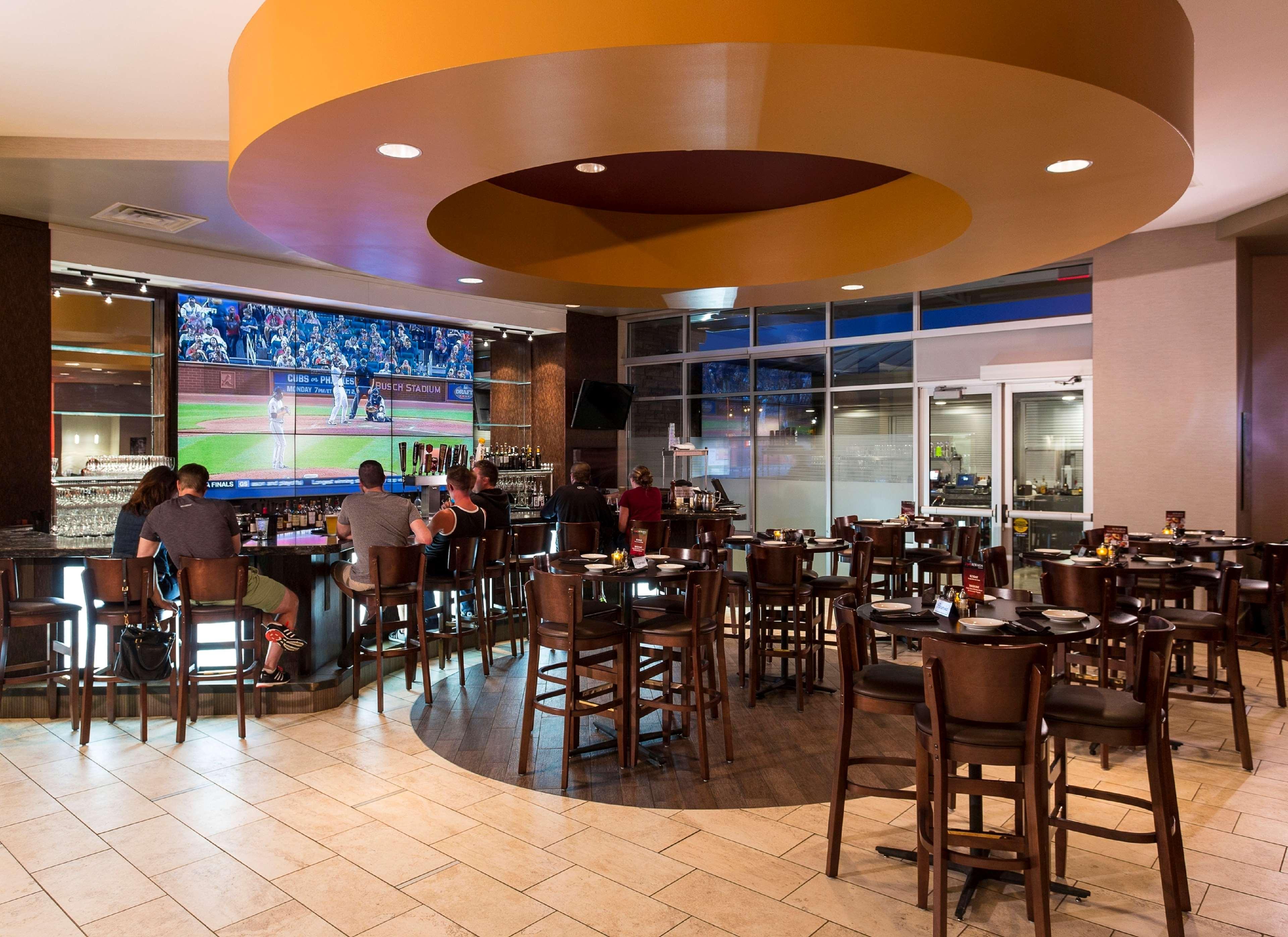 Hilton Garden Inn Sioux Falls Downtown Екстериор снимка