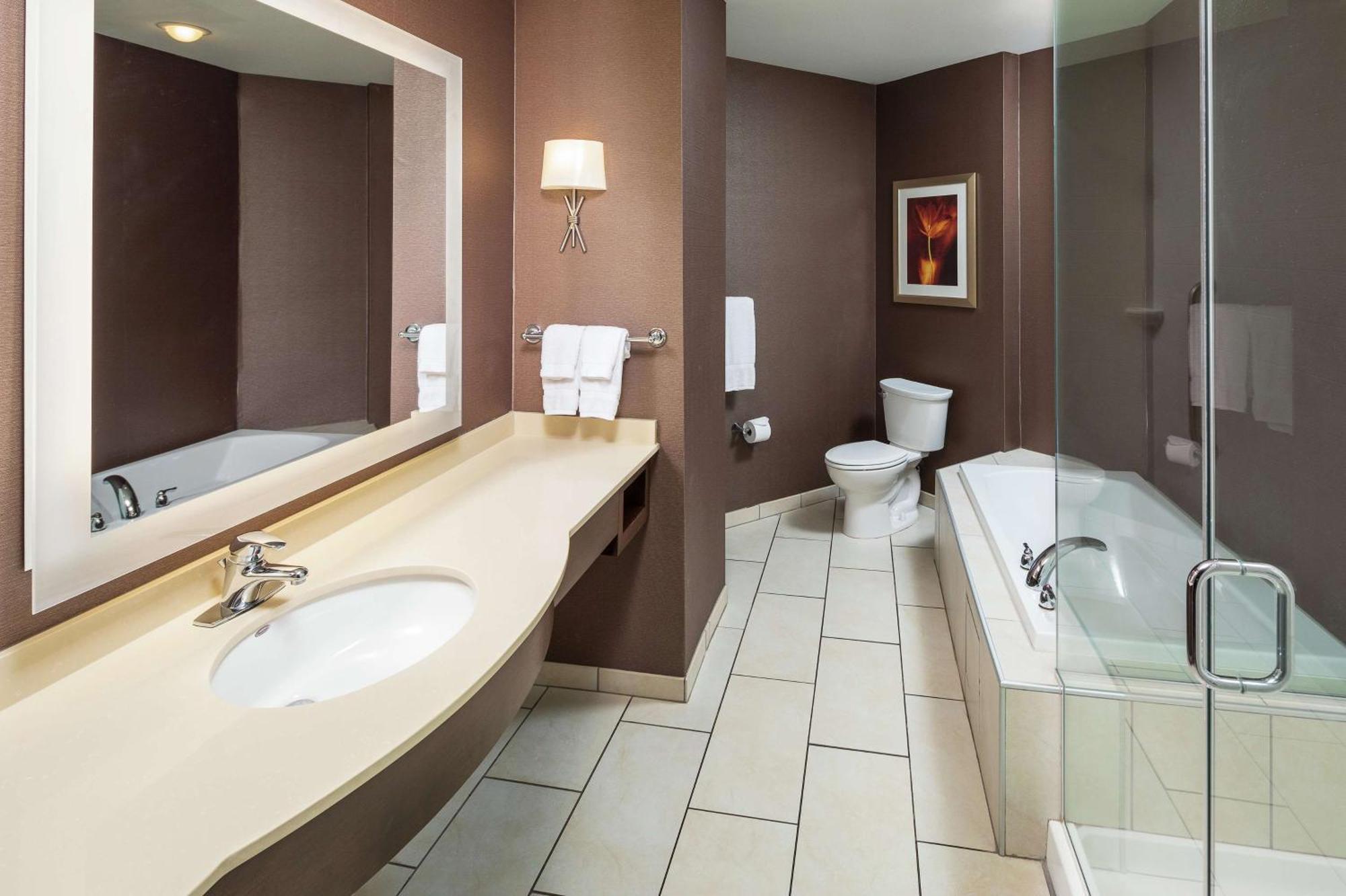 Hilton Garden Inn Sioux Falls Downtown Екстериор снимка
